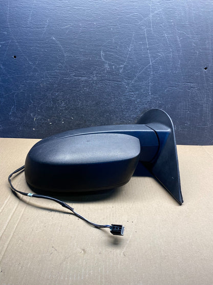 2007 to 2013 Chevrolet Tahoe Silverado Suburban Left Driver Mirror AG3519 DW1