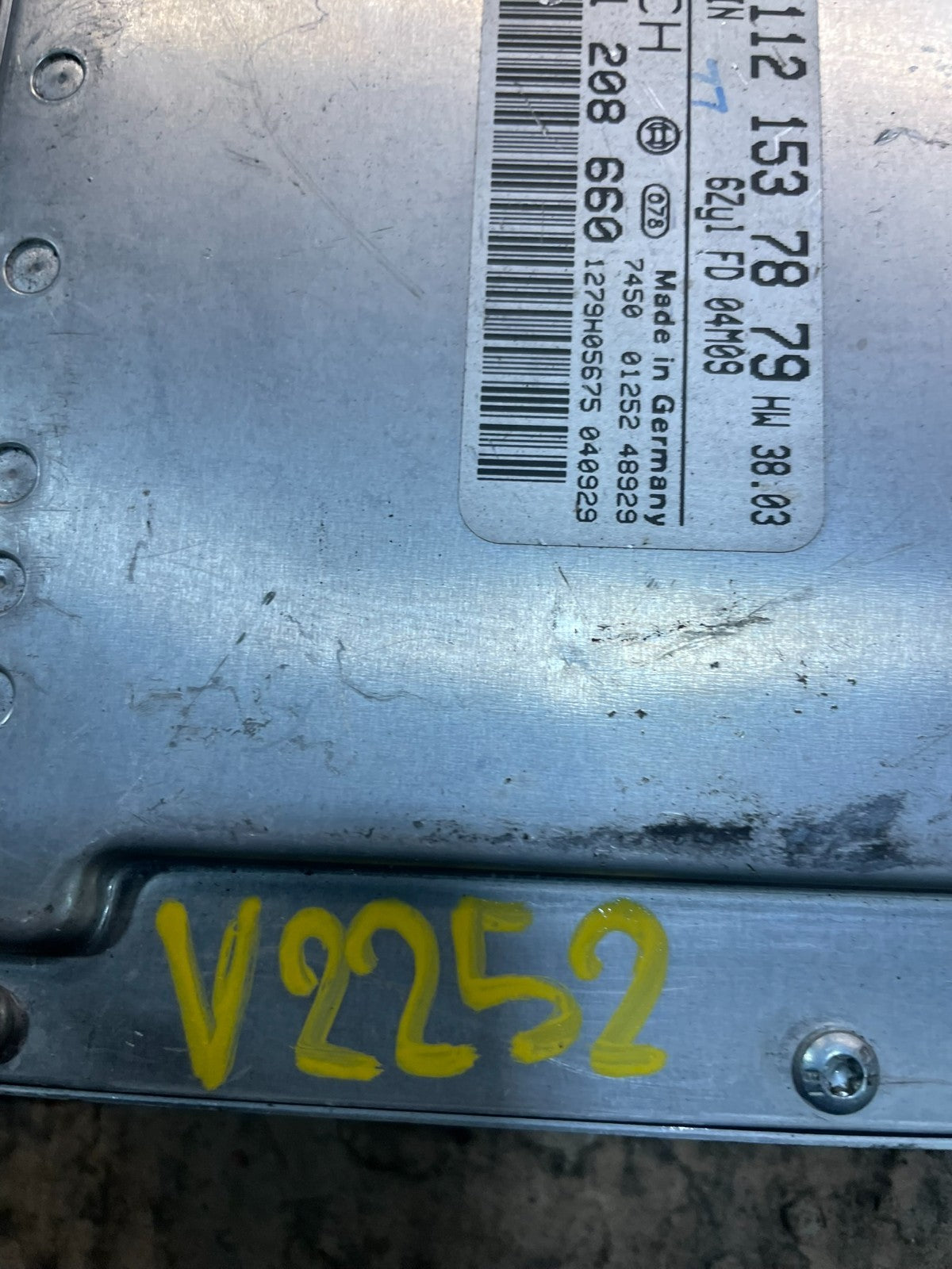 1999 to 2005 Mercedes E320 CLK320 Engine Control Unit ECU Module v2252 DG4