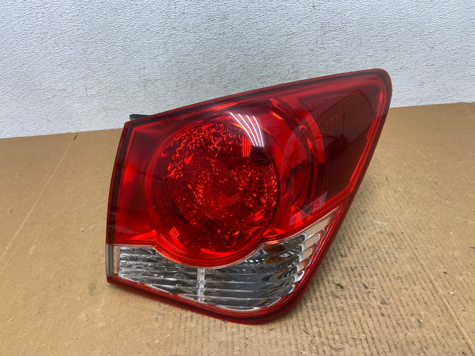 2011 2012 2013 2014 Chevrolet Cruze Right Passinger RH Side Tail Light AE1259 LK0