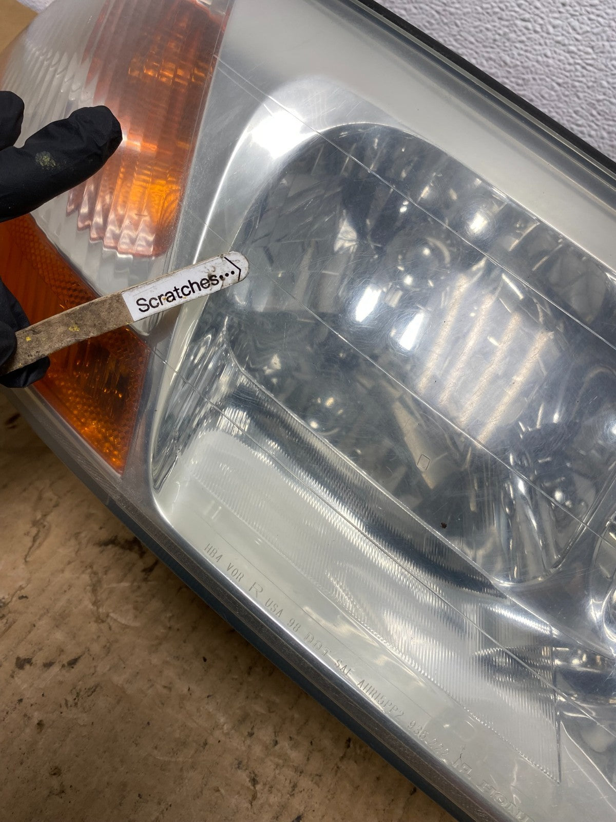2001 to 2003 Acura MDX Passenger Right RH Headlight AC7768 DW3