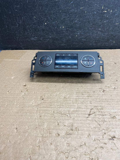 2007 to 2009 GMC Yukon Chevrolet Tahoe Climate Control A/C Panel AG8528 DG3