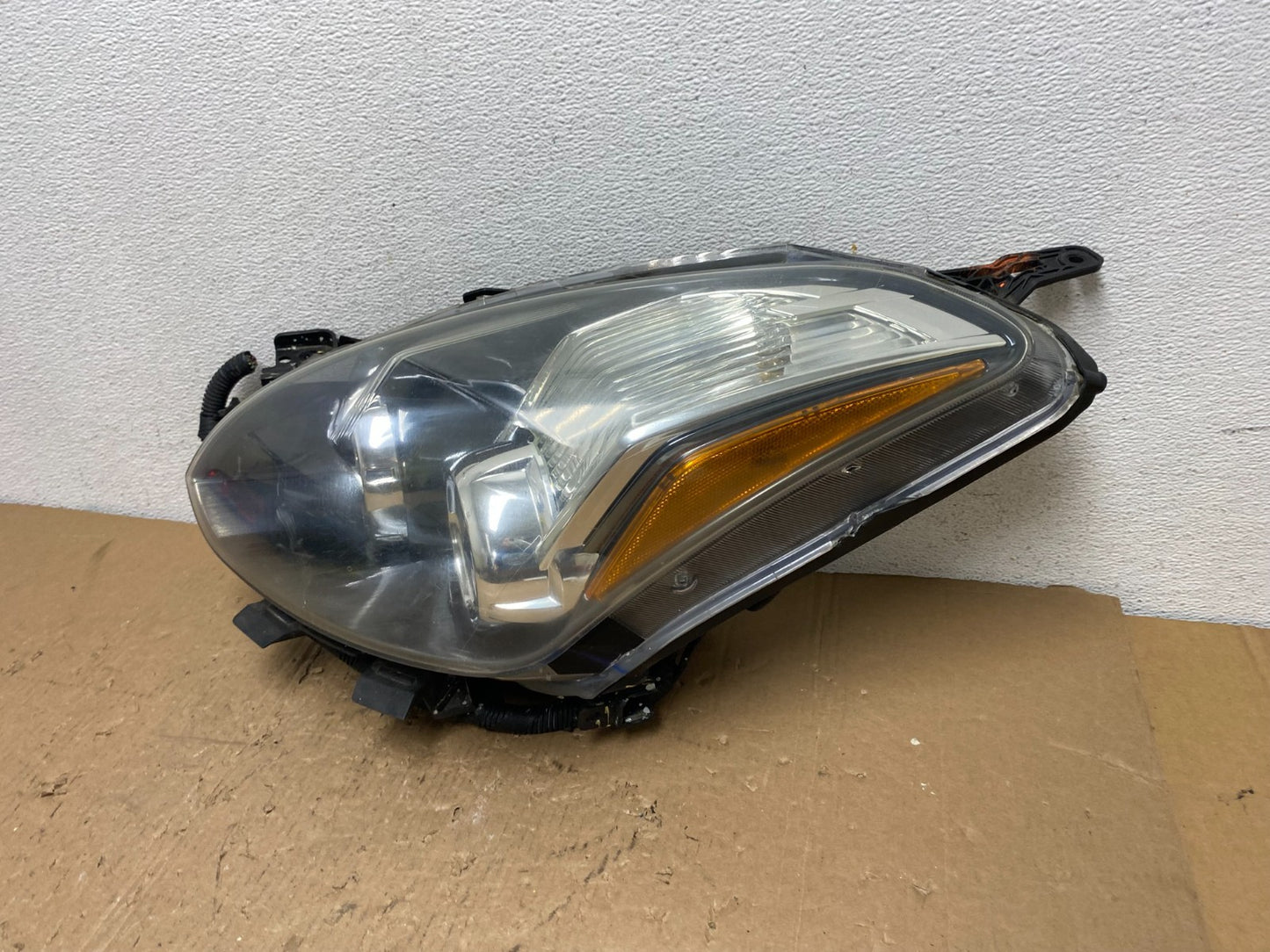 Coupe 2010 to 2013 Nissan Altima Left Driver Lh Xenon Headlight AD8183 DW1