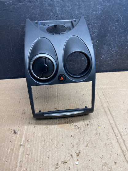 2011 2012 2013 Nissan Rogue Dash Upper Center Radio Bezel Trim AE1980 DG0