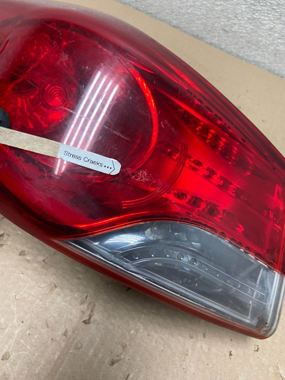 2011 2012 2013 Hyundai Elantra Sedan Left Driver Side Tail Light AB2457 LK4