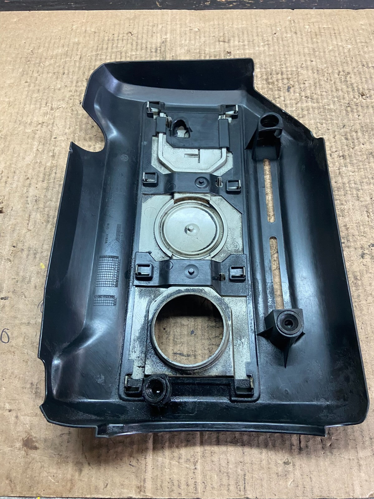 2005-2010 Volkswagen Mk5 2.0 TSI Passat Jetta Engine Cover o3337 PS7