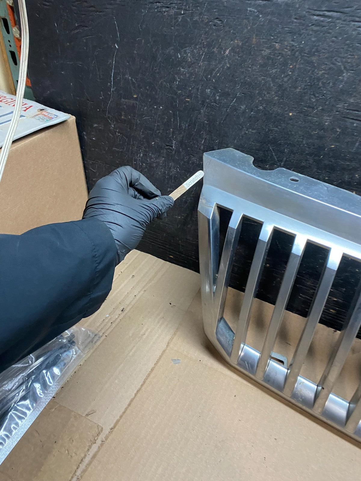 2002 to 2005 Mercury Mountaineer Front Upper Grill Grille Oem W5676 DG4