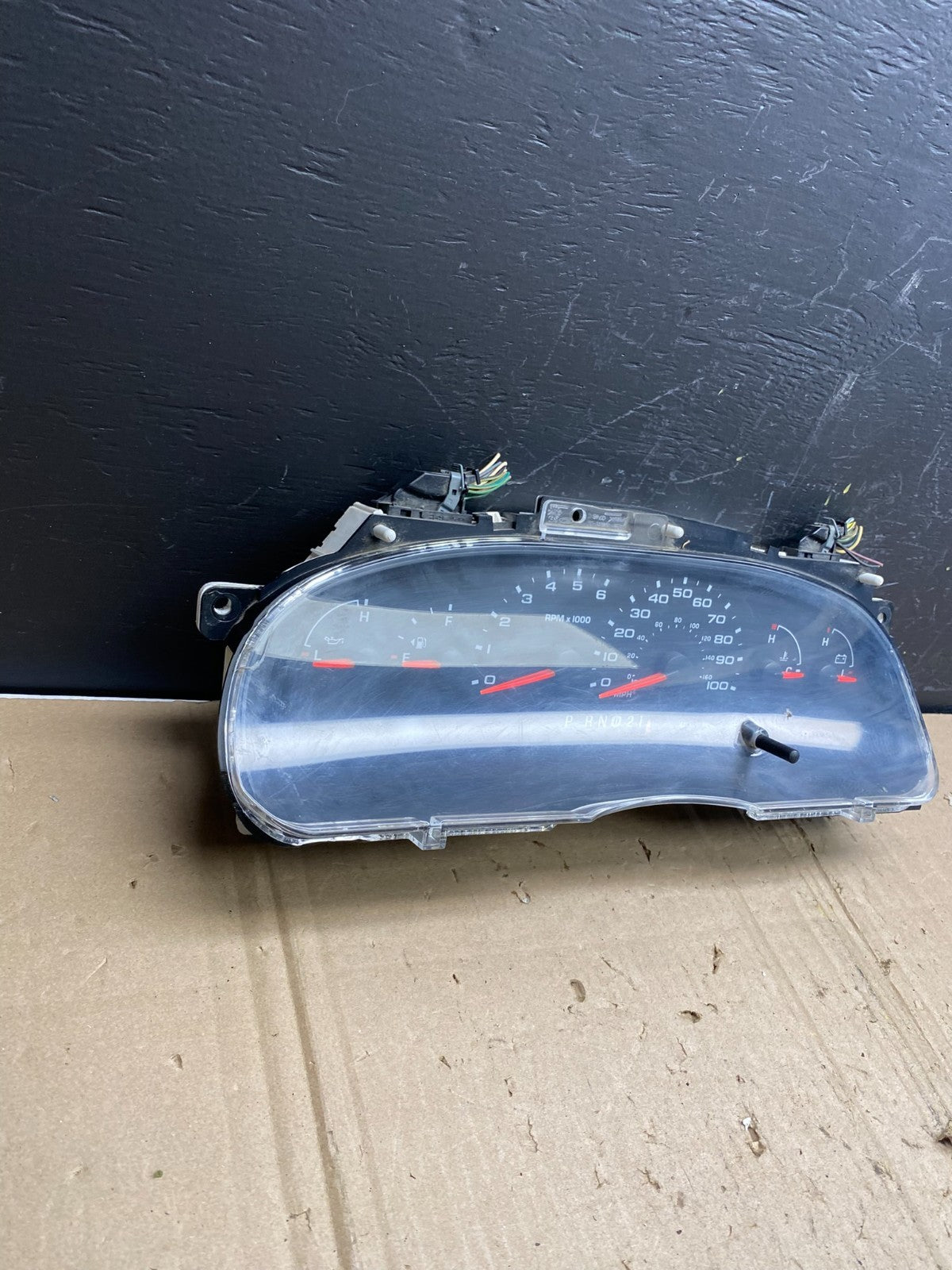2006 Ford E350 Gauge Speedometer Cluster OEM ab9070 DG2