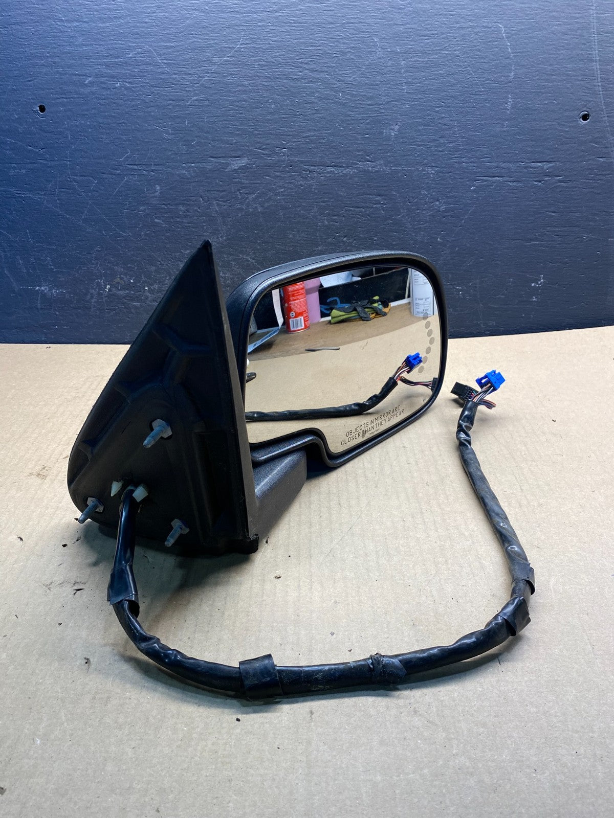 2003-2006 Chevrolet Avalanche Right Passenger Turn Sgn View Door Mirror ac88519