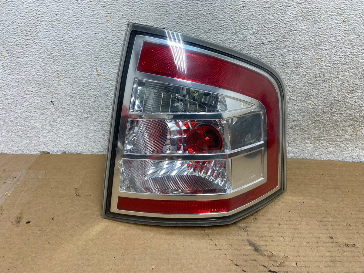 2007 to 2010 Ford Edge Tail light Right Passenger Rh Side AH4231 LK0