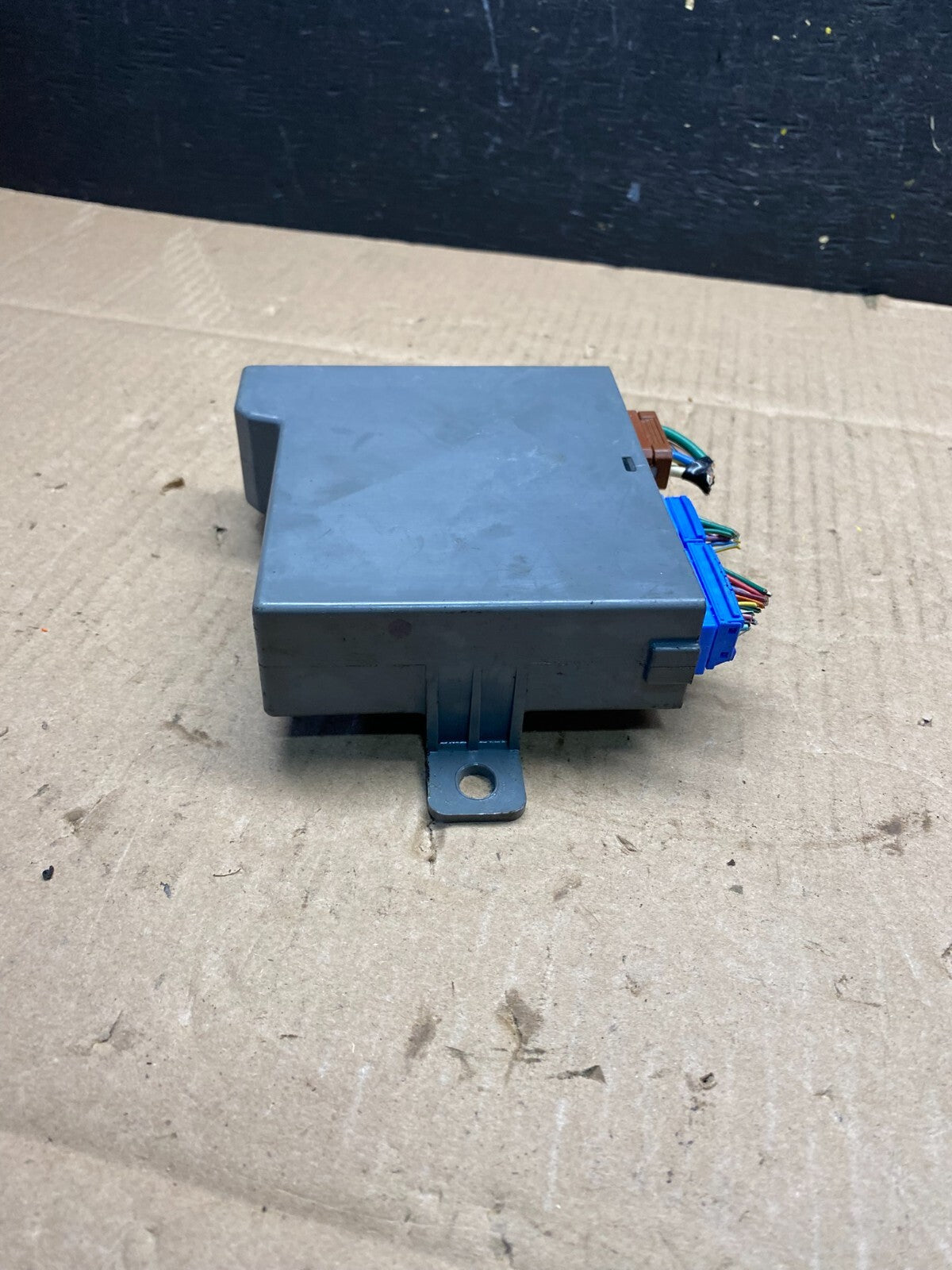 2008 - 2010 Honda Odyssey Rear Left Driver LH Sliding Door Module M6436 DG3