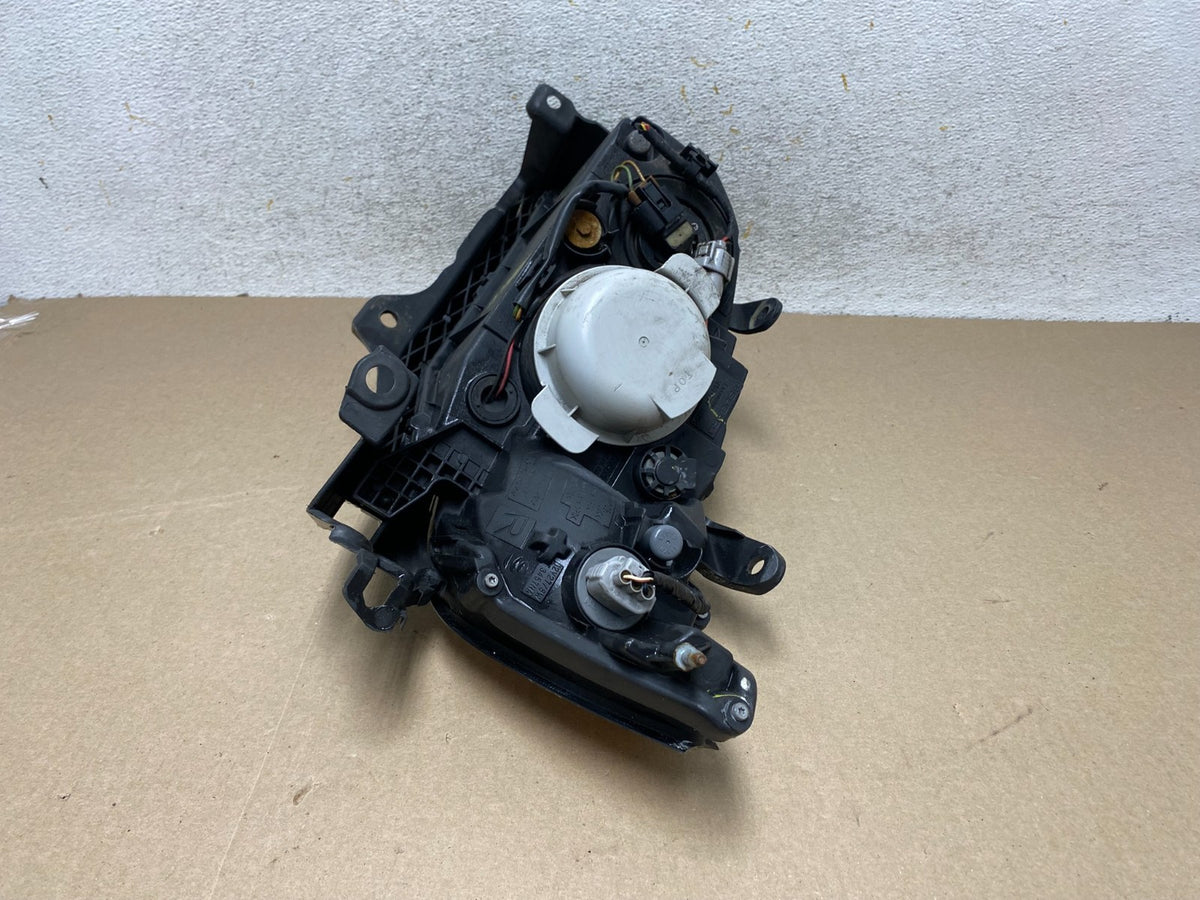 2008-2009 Subaru Legacy Right Passenger Rh Side Headlight Halogen AH6656 DW9