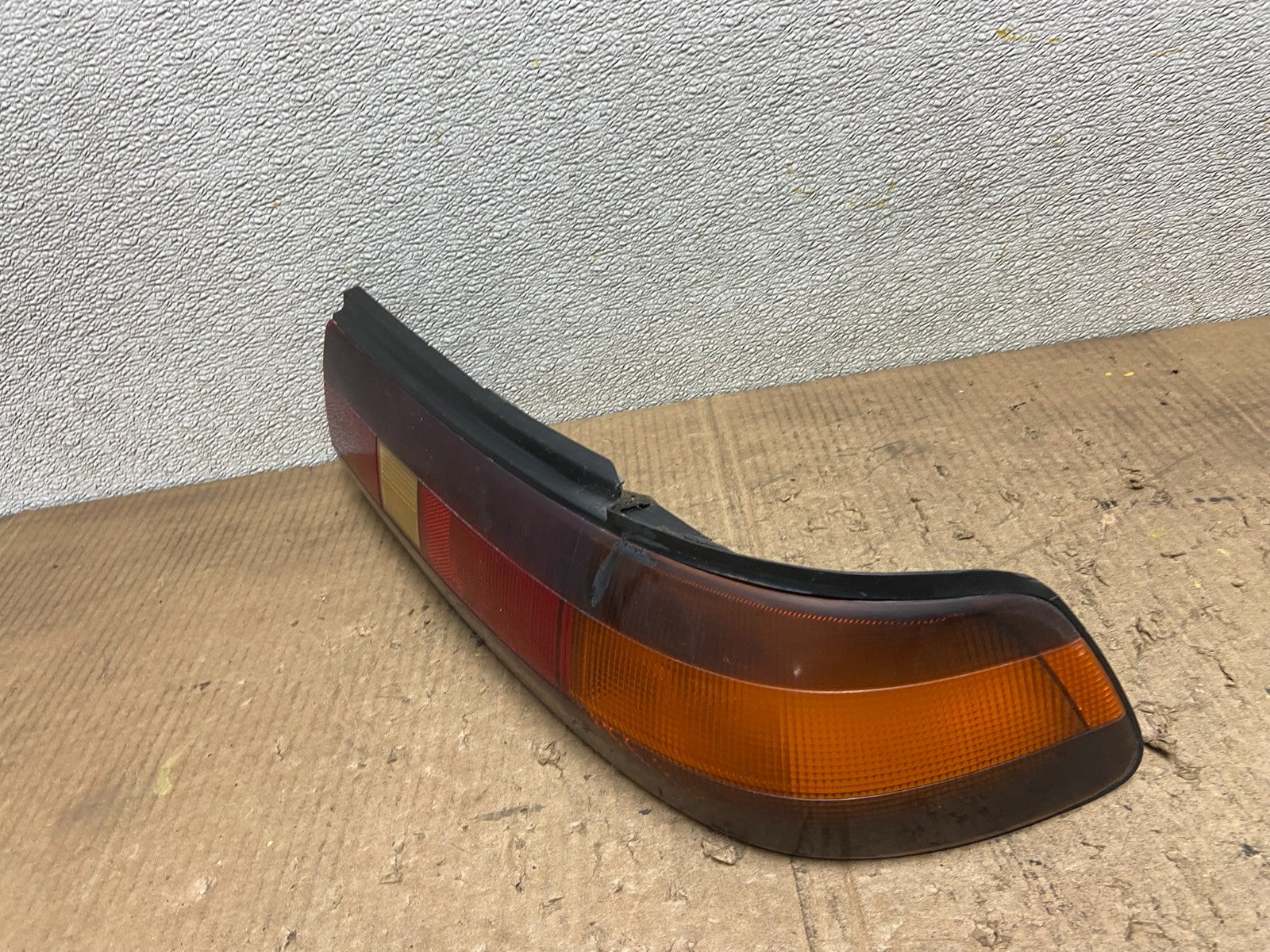 1988-1991 Toyota Corolla Right Passenger Side Tail Light AA85201
