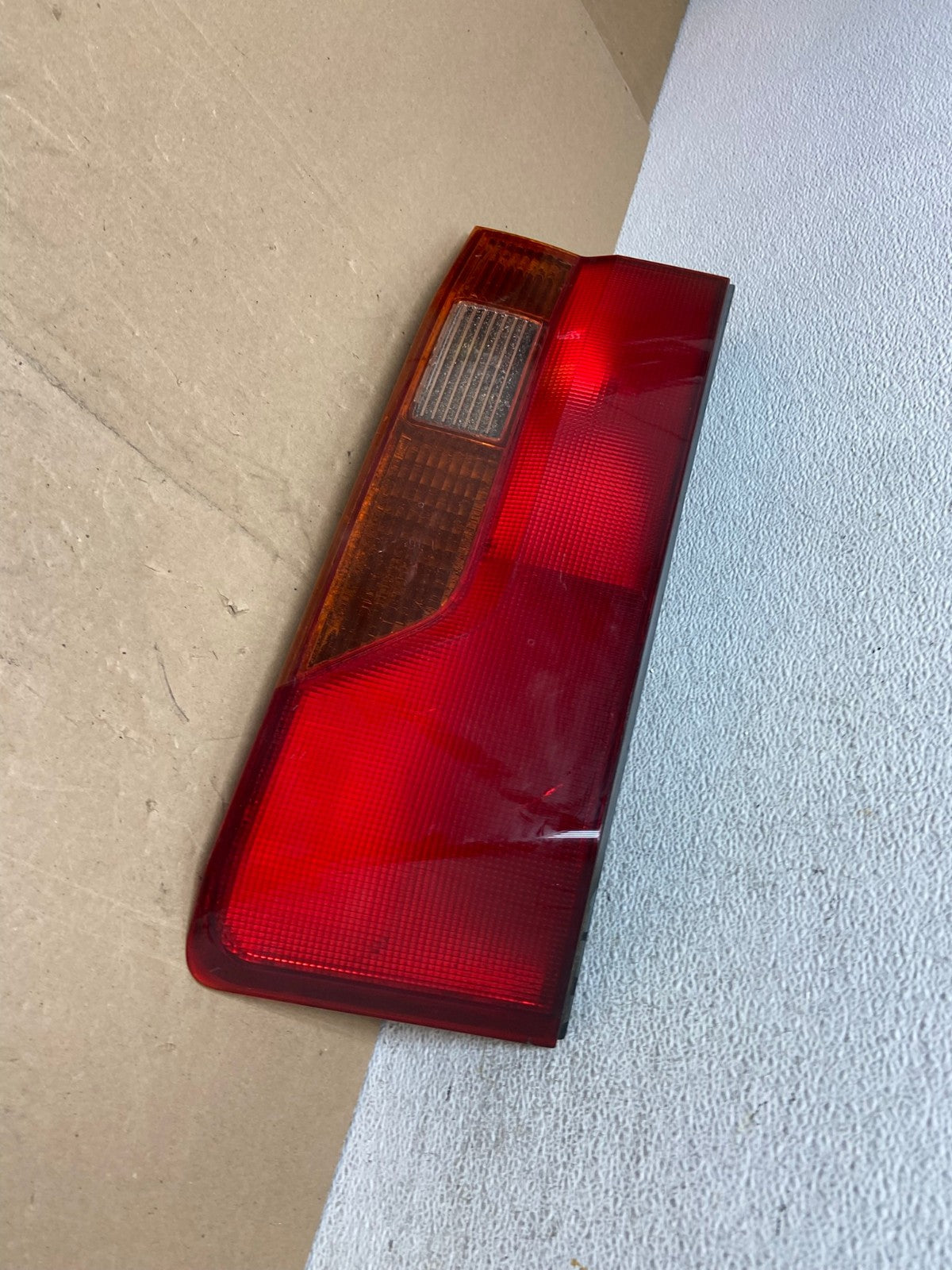 1999 2000 2001 Honda Odyssey Left Driver LH Tail Light Inner AE6734 LK1