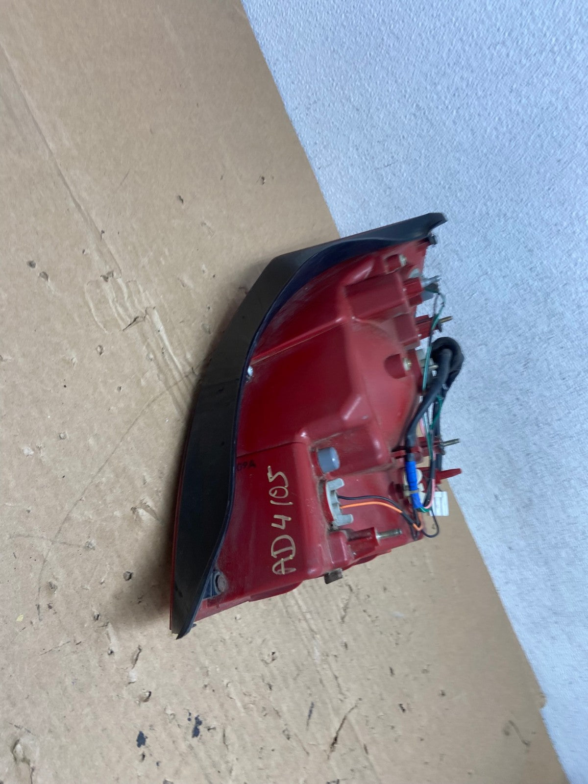 2004 2005 2006 Hyundai Elantra Sedan Left Driver LH Tail Light AD4105 LK4