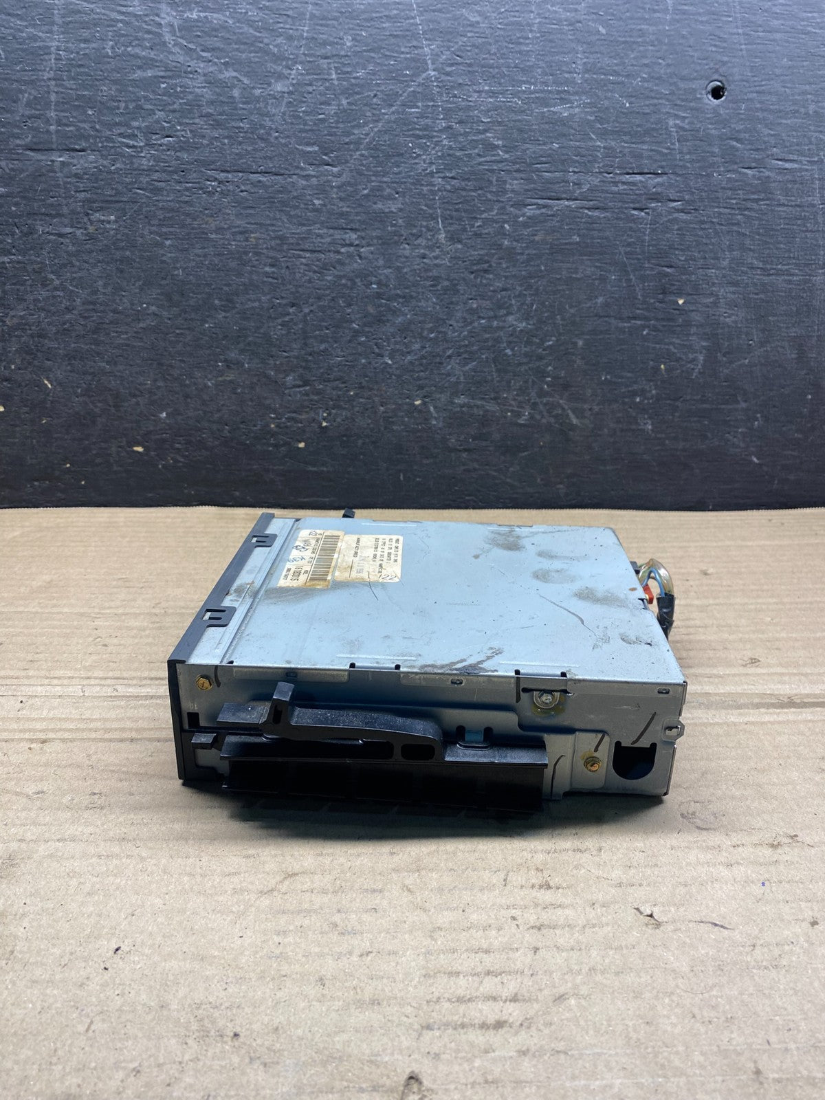 1995-1999 Chevy C1500 C2500 K1500 K2500 Stereo Audio CD Player Receiver AH96381