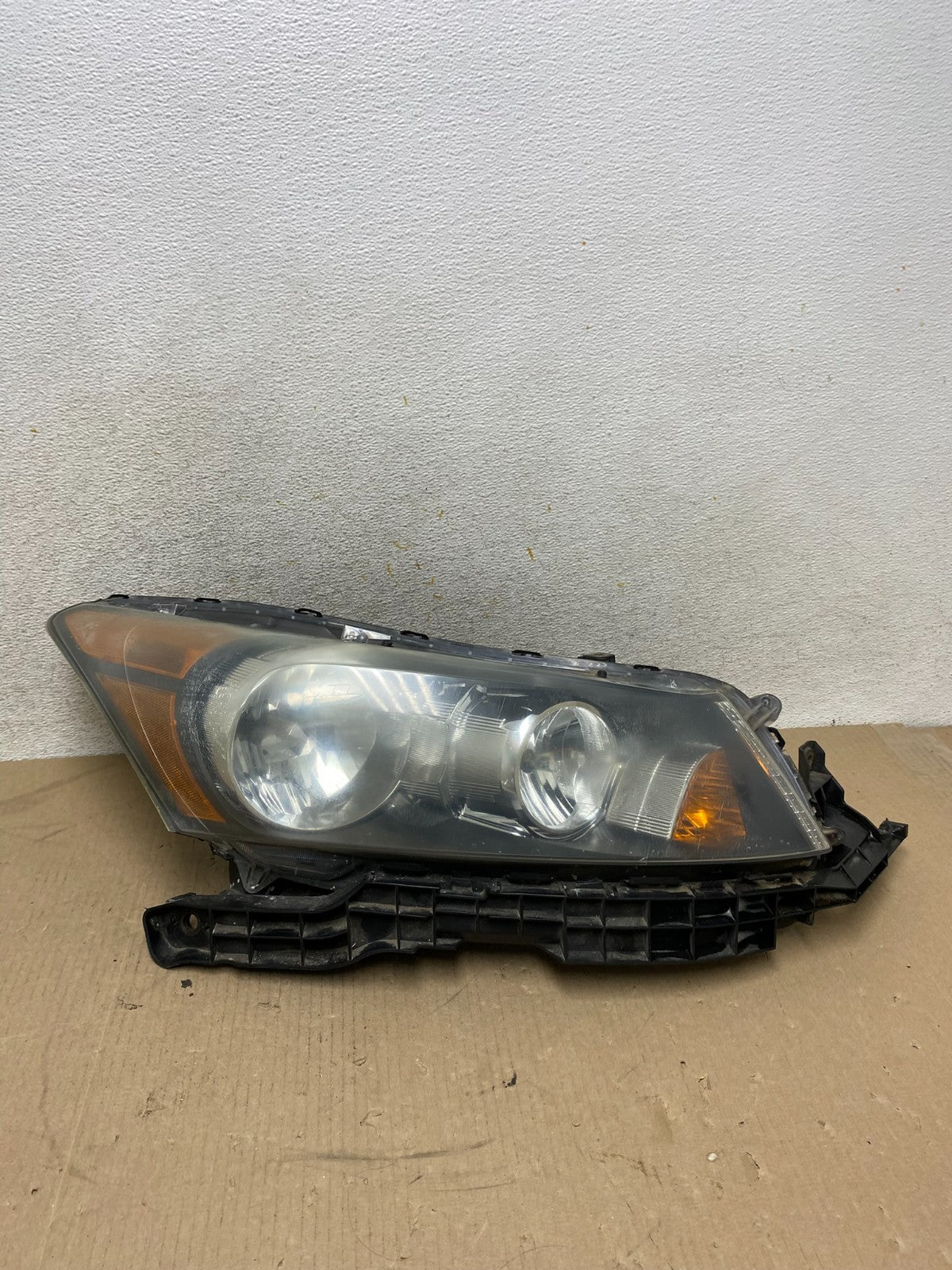 2008 to 2012 Honda Accord Sedan Right Passenger RH Headlight AH6797 DW0