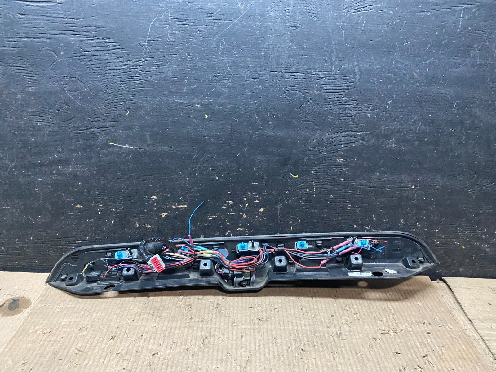 2020 to 2022 Ford Explorer Rear Tailgate Gate Trim Molding W/Camera OEM x0210 DG6