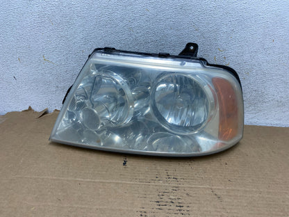 Xenon 2003-2006 Lincoln Navigator Left Driver Side Headlight AH4003 DW0