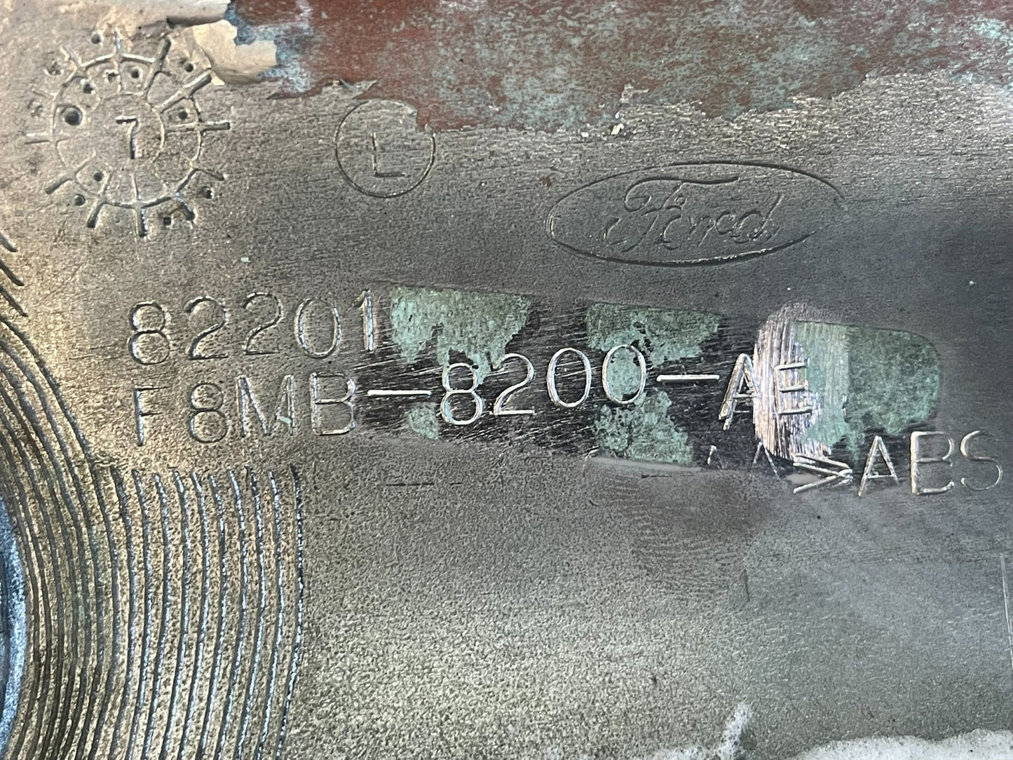 1998 to 2002 Mercury Grand Marquis Front Upper Grill Grille AE3495 DG4