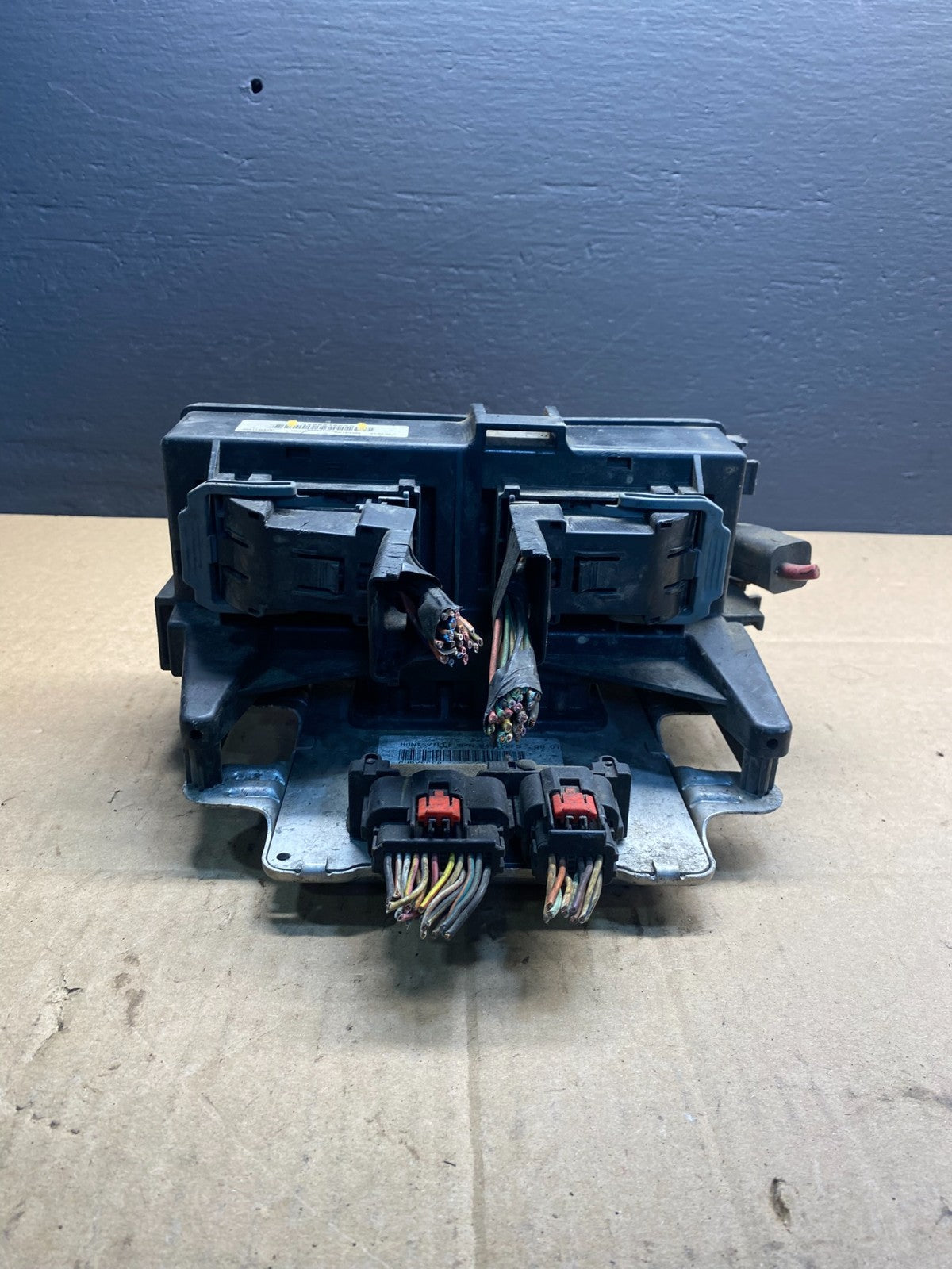 2008 Dodge Durango Multifunction Unit Module Fuse Box Body Control AB4221 DG1