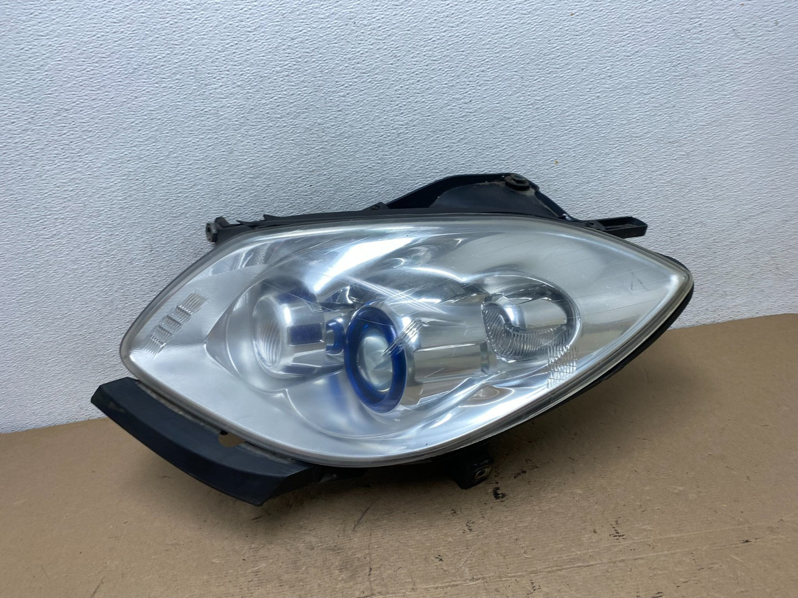 2008-2012 Buick Enclave Left Driver Headlight Xenon Hid One Ballast AF5111 DW0