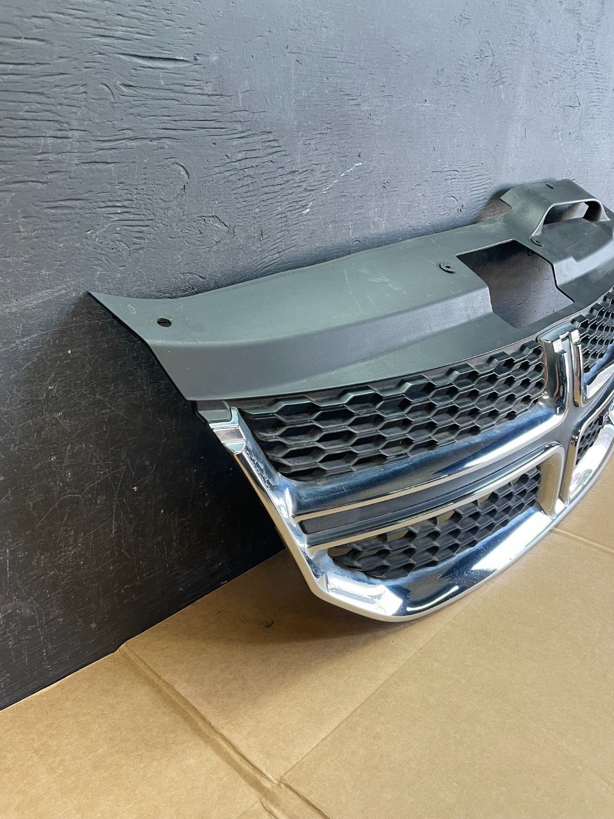 2011 to 2018 Dodge Journey Front Upper Chrome Grill Grille ae0786 DG2