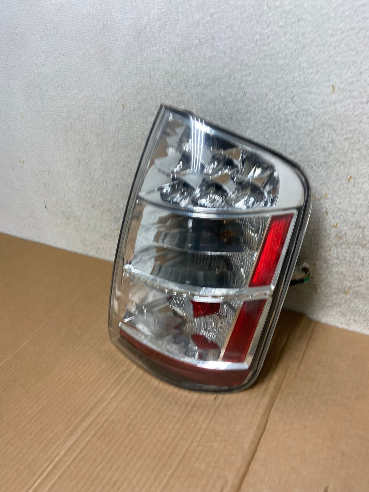 2006 to 2009 Toyota Prius Tail Light Right Passenger Side AI5674 LK1