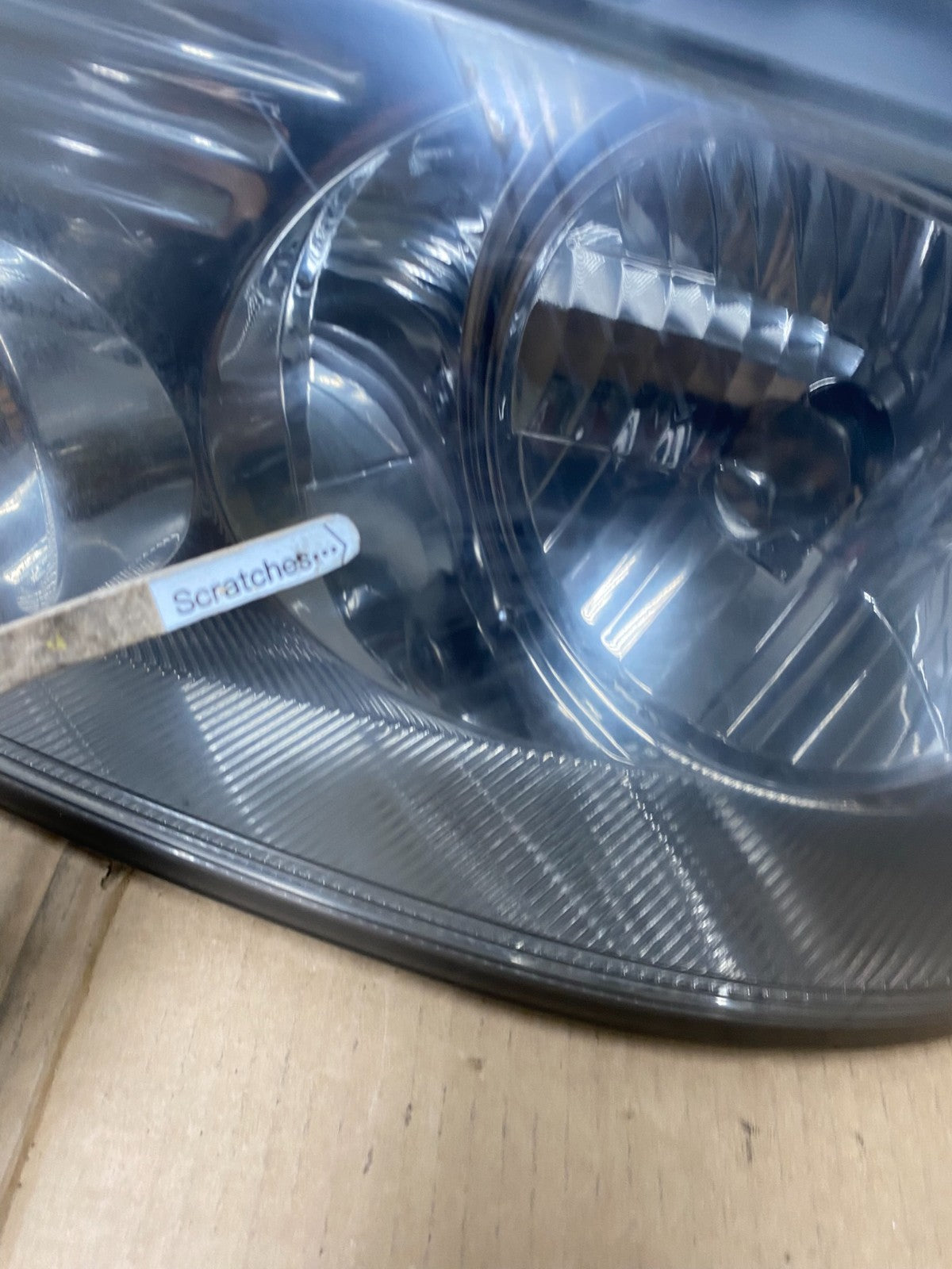 2004 to 2008 Ford F-150 F150 Left+Right Halogen Headlights AD1086 DW4
