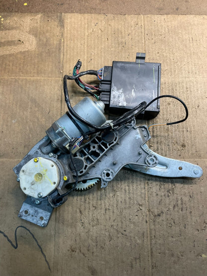 2009-2012 GMC Acadia Power Motor Liftgate Tailgate Control Module Y7380 DG4
