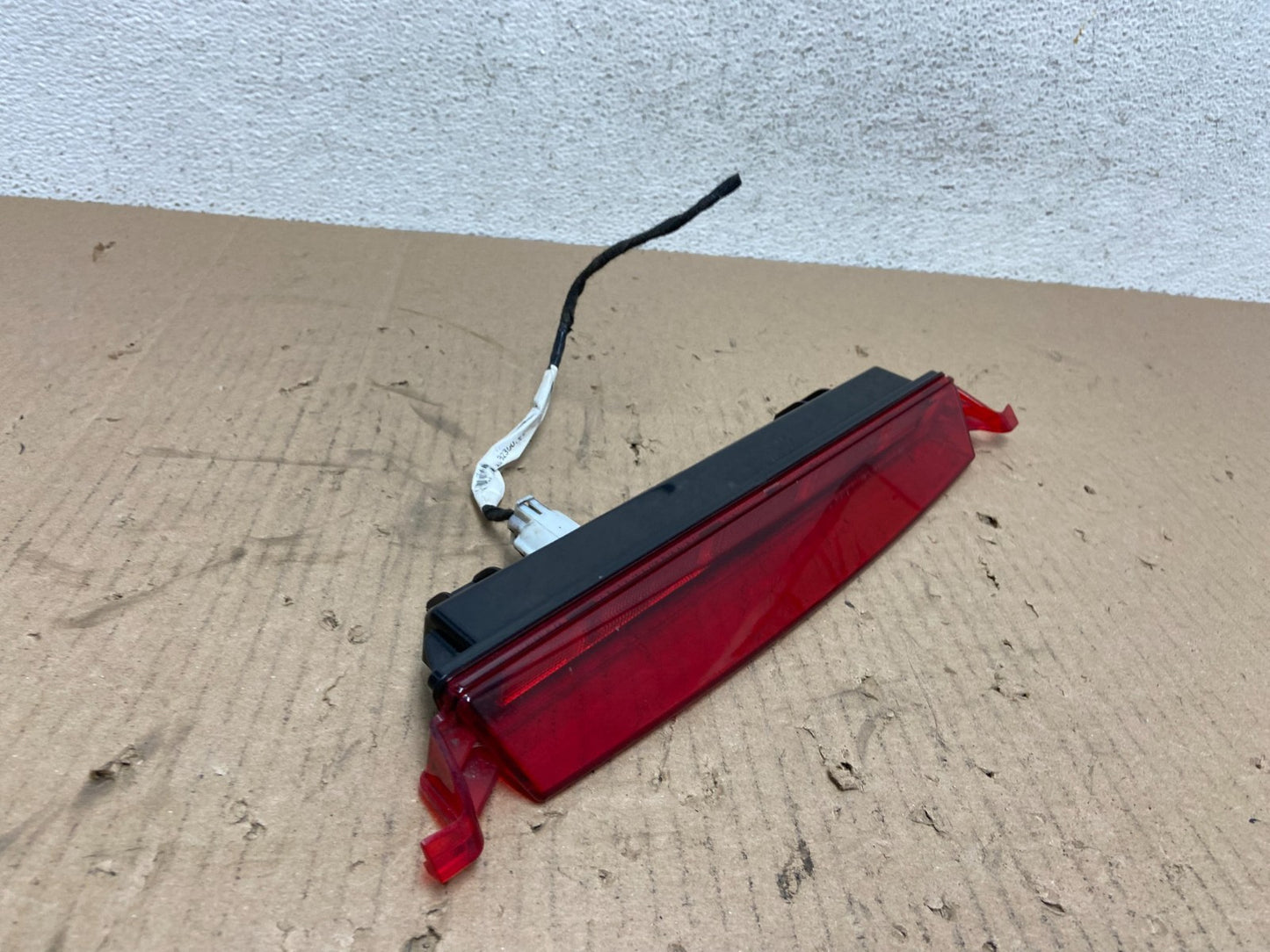 2009-2017 Chevrolet Traverse High Mounted 3rd Third Stop Brake Light AE8759 DG2