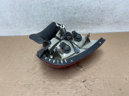 2003 to 2011 Lincoln Town Car Right Passenger Rh Tail Light AI1088 LK5
