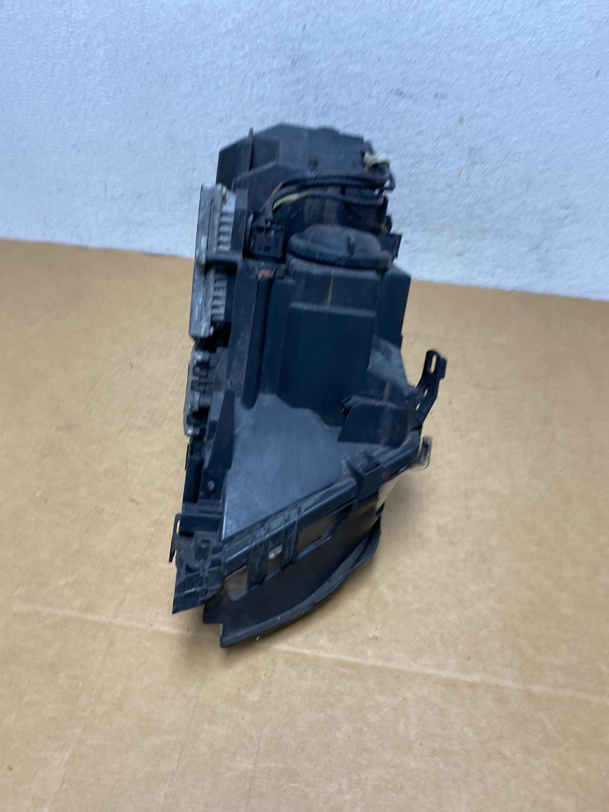 2004 2005 2006 BMW 3 E46 Coupe Left Driver LH Xenon Headlight AD4471 DW7