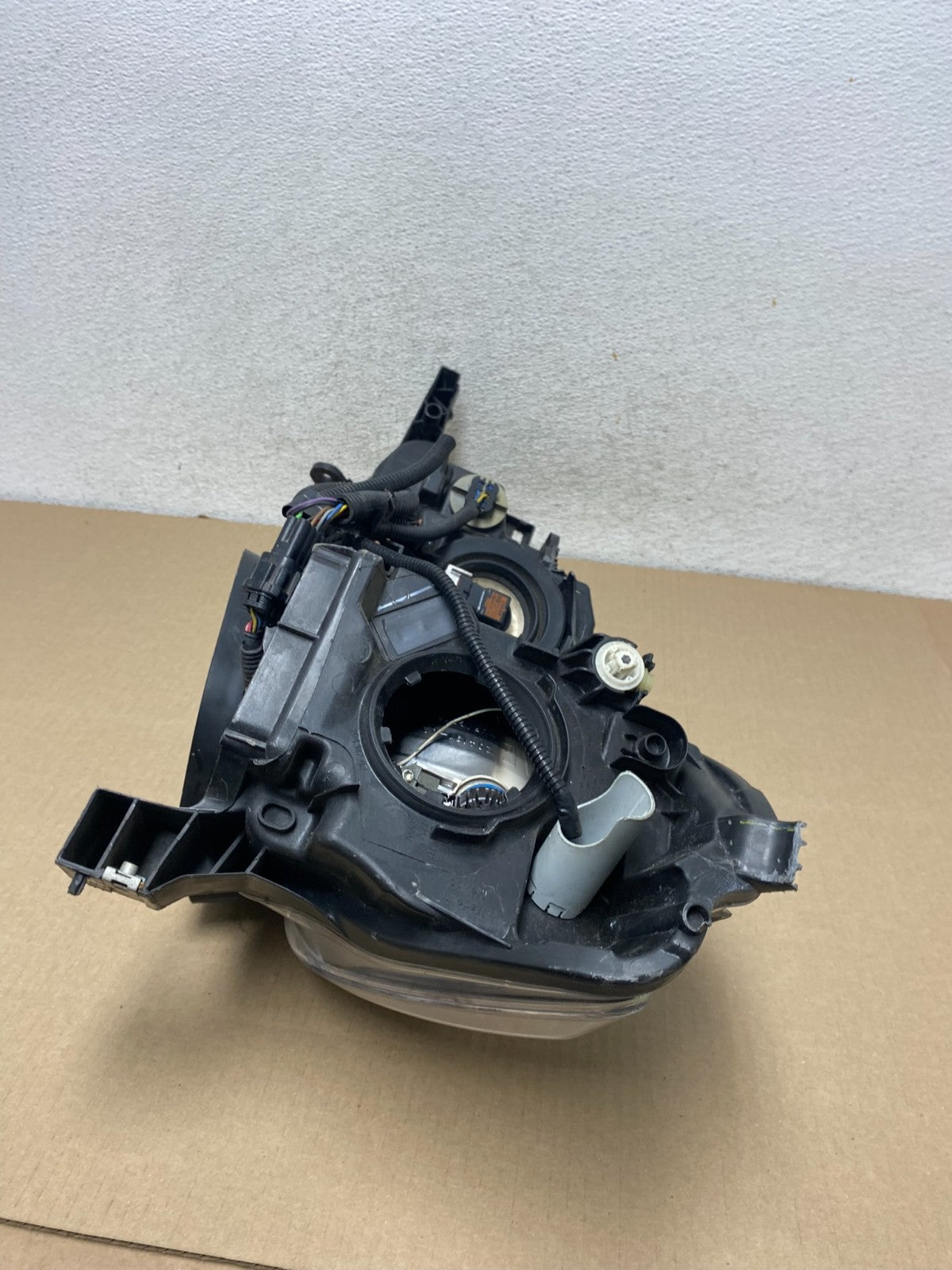 2016 - 2018 Nissan Sentra Front Right Passenger RH Halogen Headlight AG5813 DW10