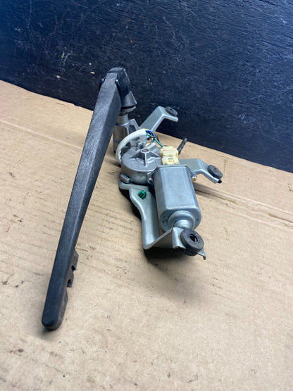 2005 to 2009 Subaru Legacy Outback Rear Windshield Wiper Motor AE25152