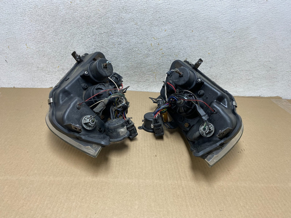2009 to 2012 BMW 3-Series Sedan E90 Left+Right Set Side LED Headlights AH4354 DG9