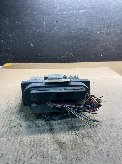 1995 1996 Chevrolet Camaro Engine Control Module ECM ECU Z4672 DG1