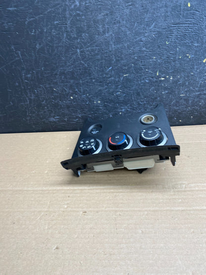 2011 to 2015 Nissan Rogue Heater Temperature AC Climate Control AG0037 DG2