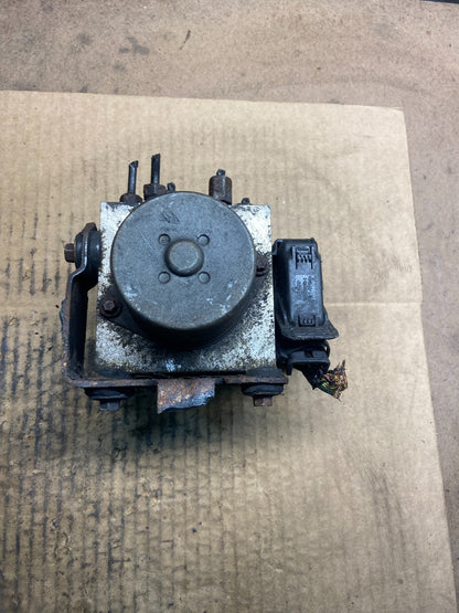 2011 - 2014 Ford E250 E350 Van  ABS Anti Lock Brake Pump Module Oem y4383 DG6