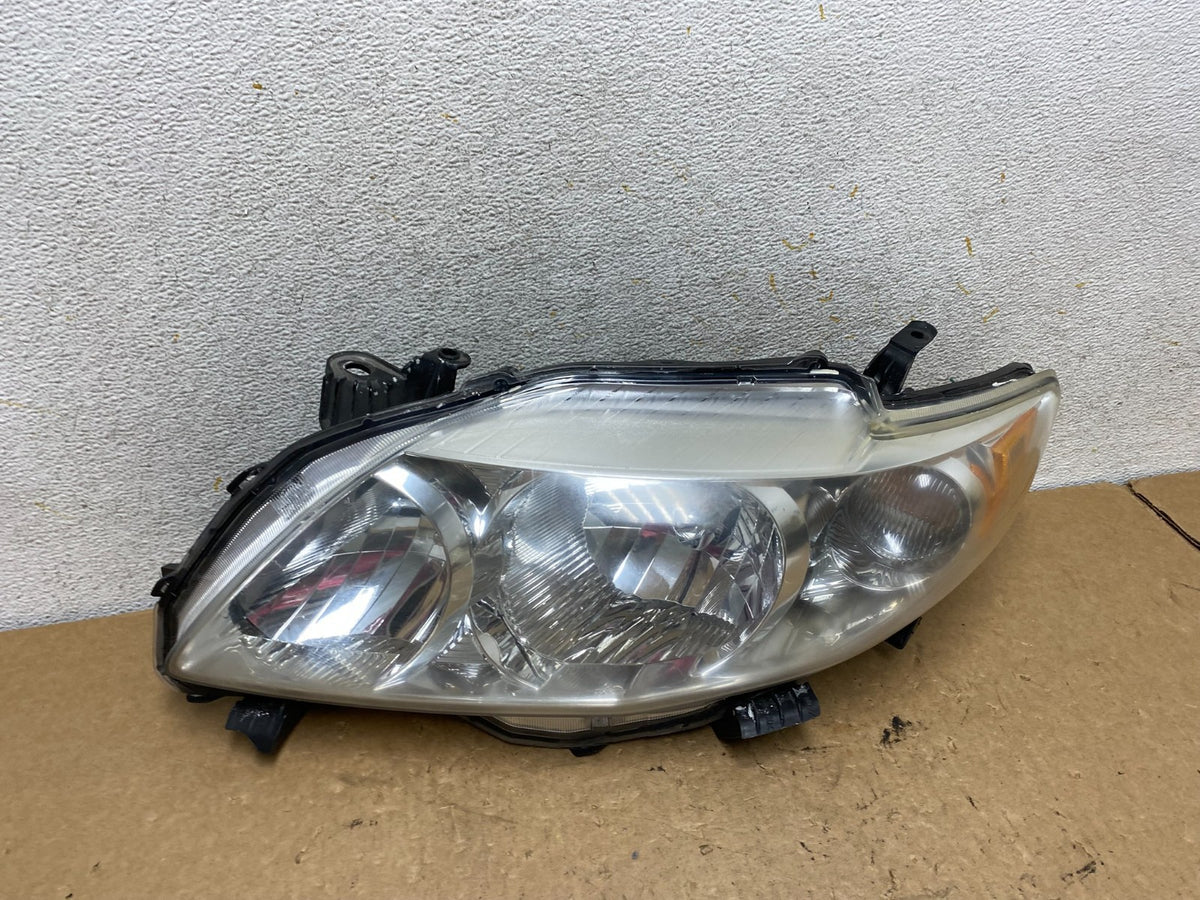2009 to 2010 Toyota Corolla Left Driver LH Headlight AI3645 DW0