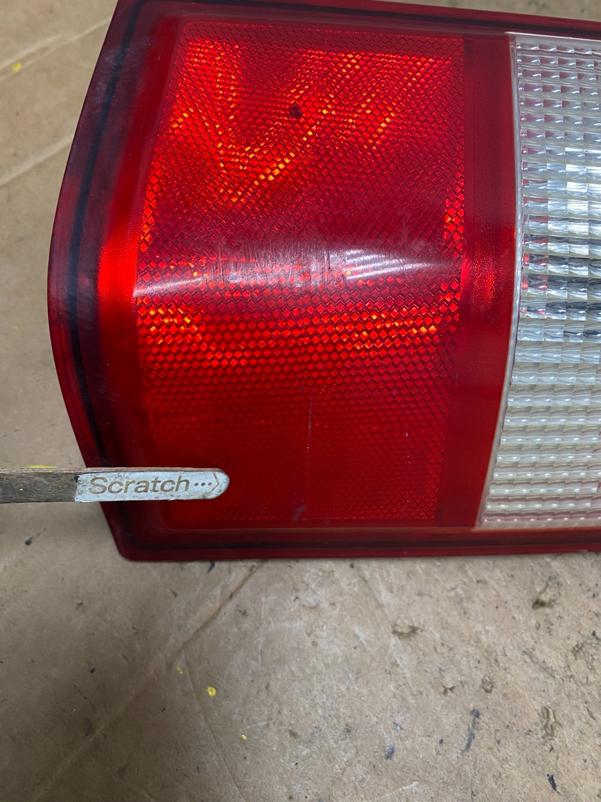 2003 2017 Chevrolet Express 1500 2500 3500 Right Passenger Tail Light T5166 DW3