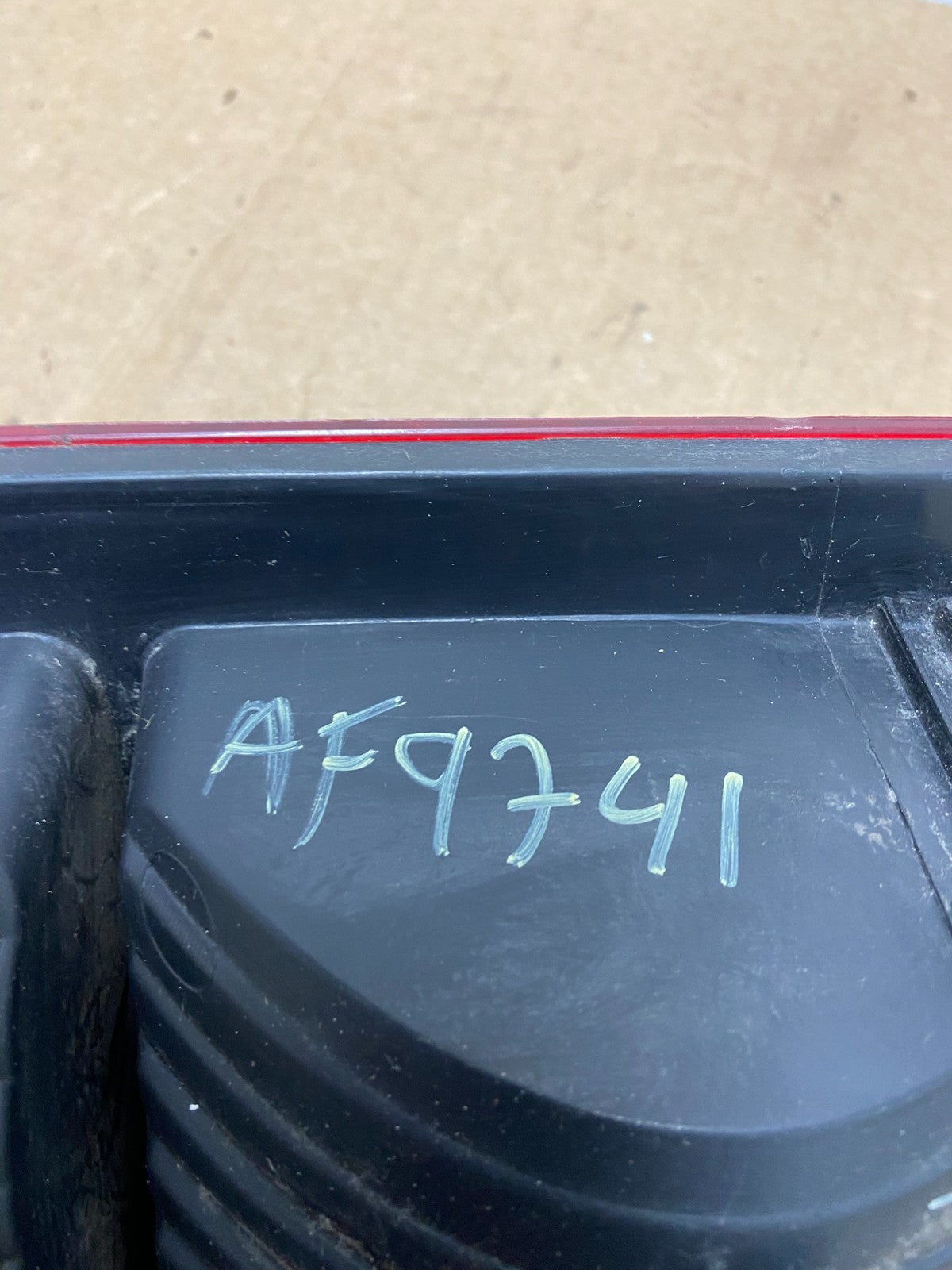 2004 to 2008 Ford F150 F-150 Left Driver LH Side Tail Light AF9741 DW6