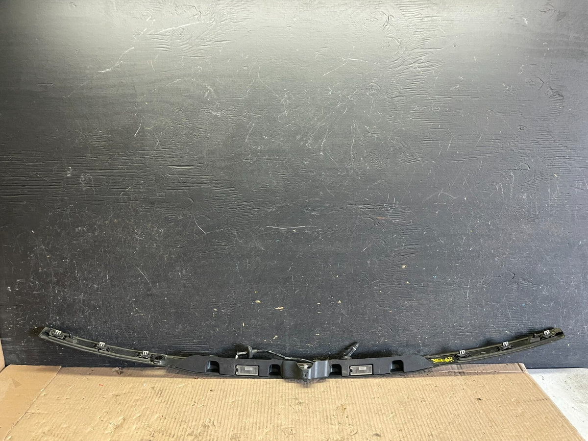 2016 - 2019 Ford Explorer Interceptor Rear Tailgate Molding With Camera M2942 DG4