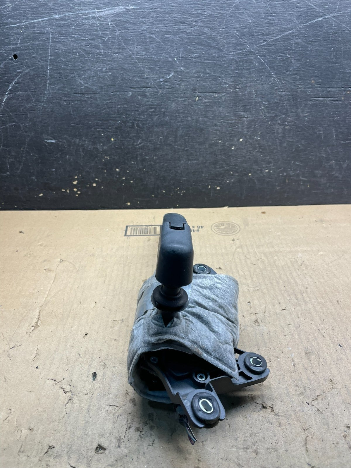 2011 to 2019 Ford Explorer Rear Windshield Wiper Motor OEM w4212 DG2