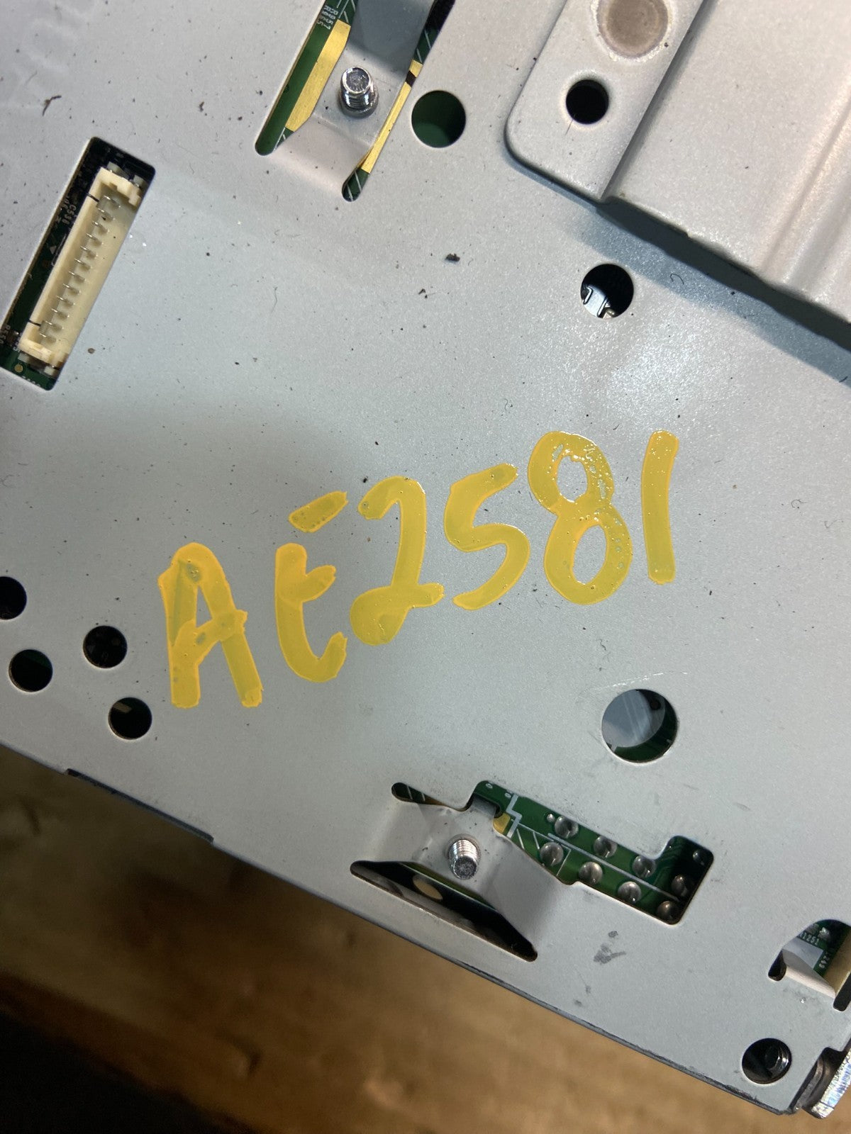2017 to 2018 Hyundai Elantra Radio Clock Digital Player FM/AM AE2581 DG7