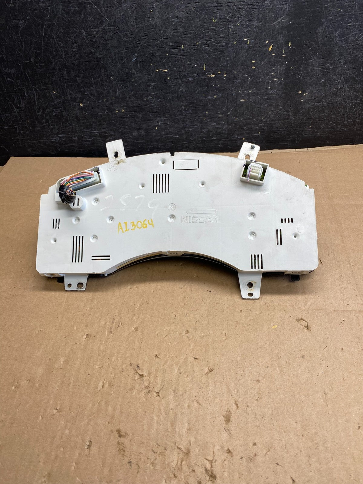 2006 Nissan Titan Armada Speedometer Cluster Gauge Bezel AI3064 DG4