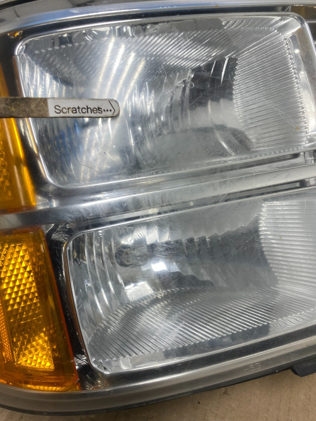 2007 - 2014 GMC Sierra Right Passenger RH Halogen Headlight AE9102 DW3