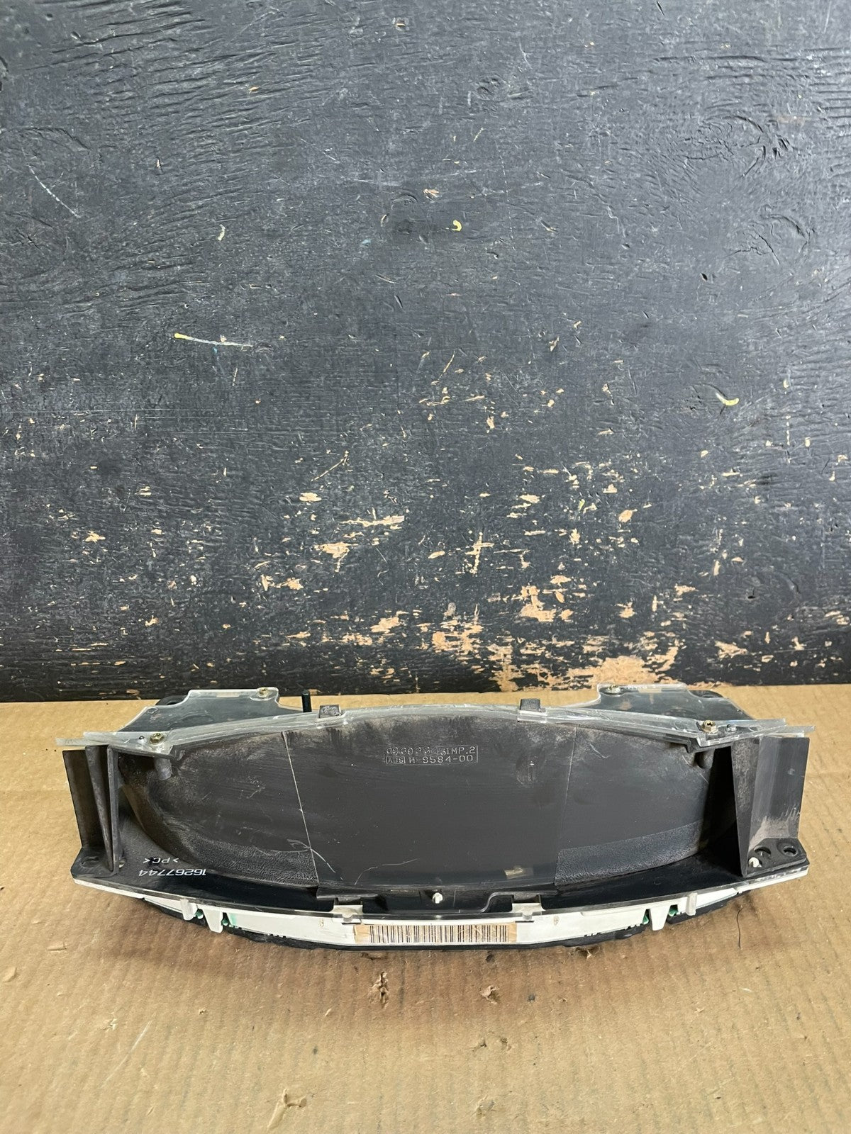 2000 to 2005 Chevrolet Astro Cluster Gauge Speedometer ECM ab2886 DG4