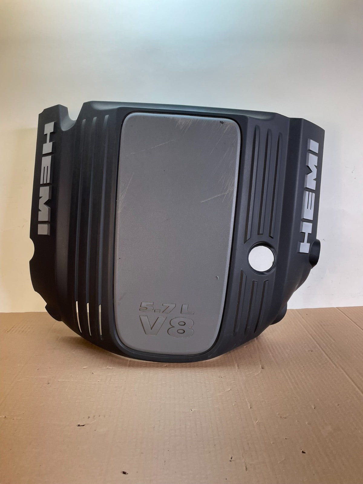 2011 to 2016 Jeep Grand Cherokee 5.7L Hemi Engine Cover Plastic Shield AH6483 DG0