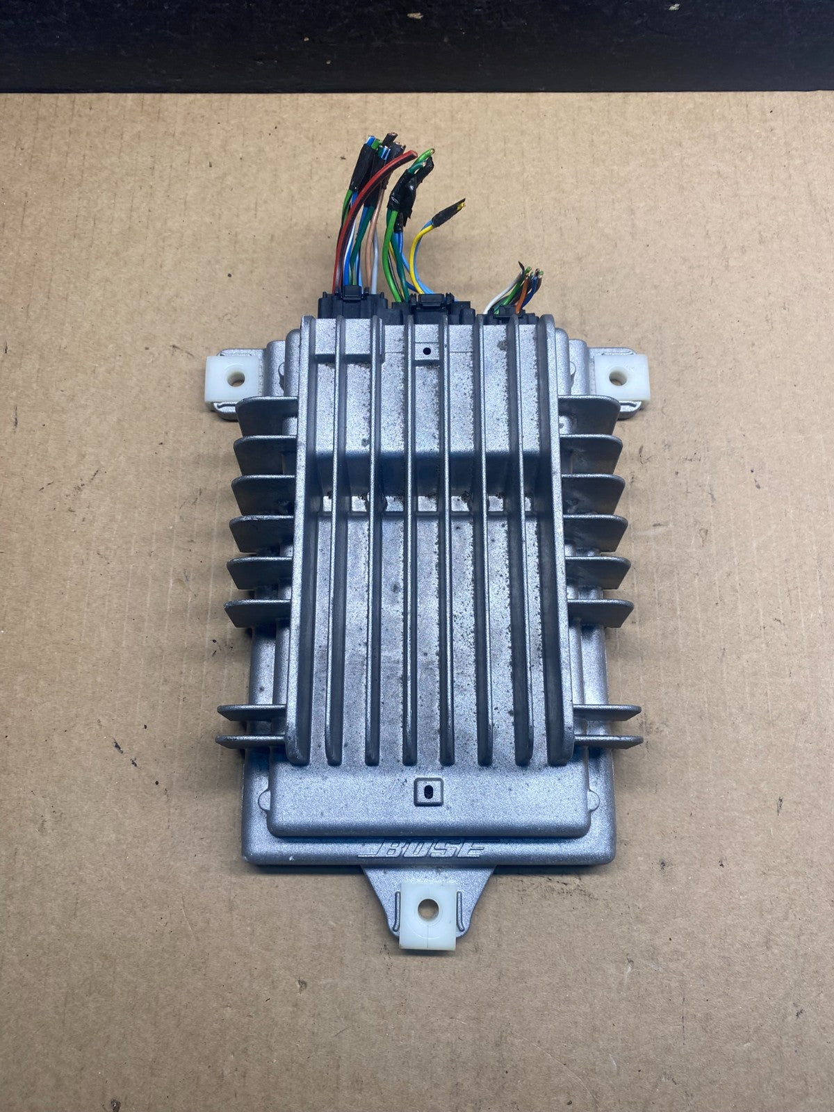 2010 to 2012 Cadillac SRX Audio Amplifier 25790123 AG61190
