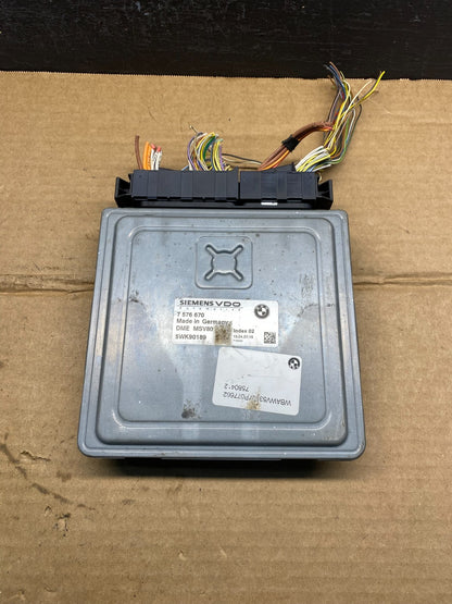 2007 - 2011 BMW 328i 528i E90 ECM ECU Engine Computer 7576670 AD3442 DG0